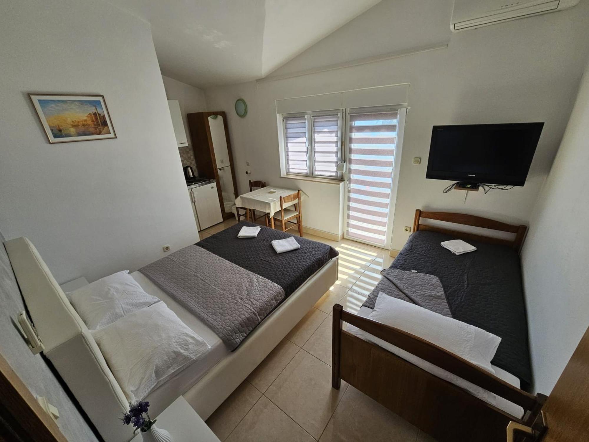 Apartment Vesna ポダツァ エクステリア 写真